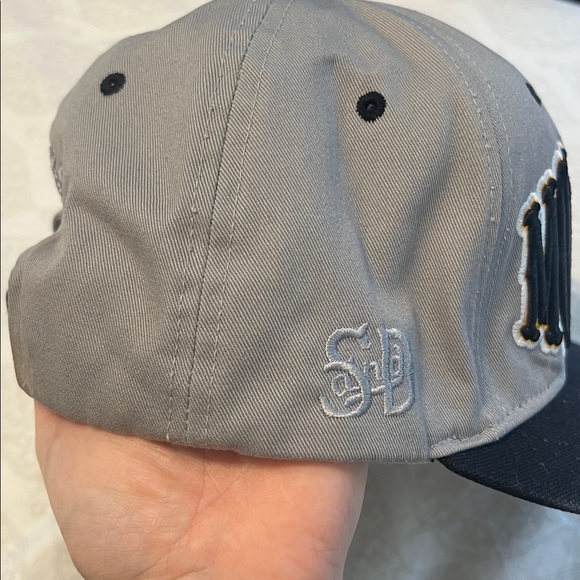 Stall & Dean Y2K Monarch’s Hat - Picture 8 of 9